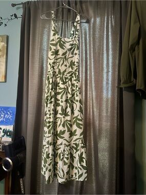 Sleeveless White Maxi Dress with Green Leaf Print